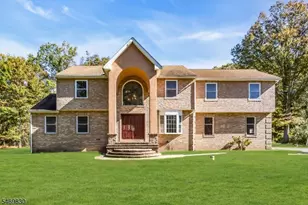 79 Cherry Brook Dr, Montgomery Township, NJ 08540 - Photo 1