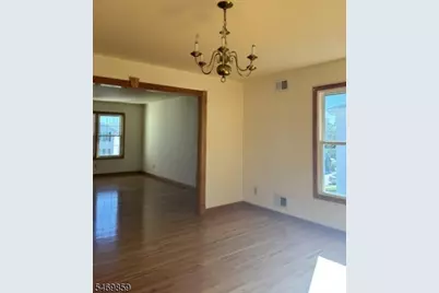 180 Arlington Ave, Clifton, NJ 07011 - Photo 5