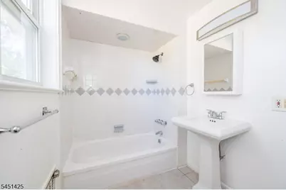 33 Monroe Pl #3, Bloomfield, NJ 07003 - Photo 15