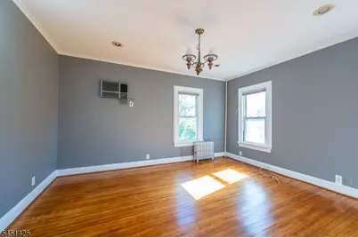 33 Monroe Pl #3, Bloomfield, NJ 07003 - Photo 5