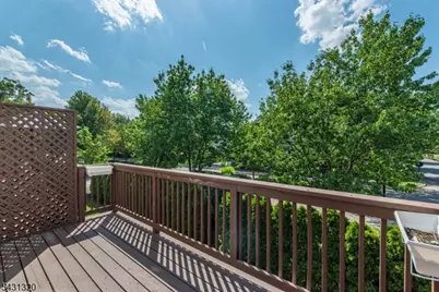 46 Devonshire Dr, Clifton, NJ 07013 - Photo 23