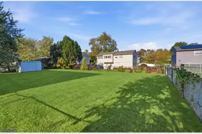 75 Tammy Pl, Woodbridge Township, NJ 08830 - Photo 27