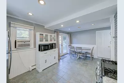 22 Orchard St, Newton, NJ 07860 - Photo 5