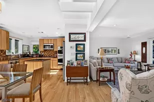 37 Gray St, Montclair, NJ 07042 - Photo 3