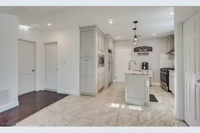 34 Ryan St, Woodbridge Township, NJ 08863 - Photo 9