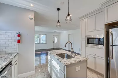34 Ryan St, Woodbridge Township, NJ 08863 - Photo 17