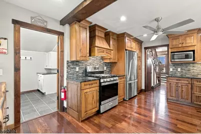 14 Balsam Pkwy, Sparta Township, NJ 07871 - Photo 17