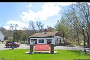 625 Meyersville Rd, Long Hill Township, NJ 07933 - Photo 1