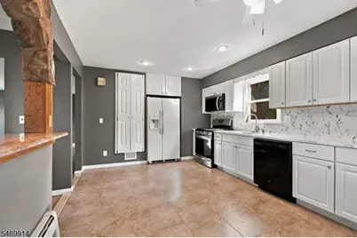 304 Lilac Ct, Bridgewater, NJ 08807 - Photo 11