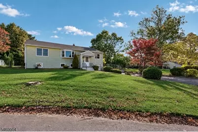 304 Lilac Ct, Bridgewater, NJ 08807 - Photo 3