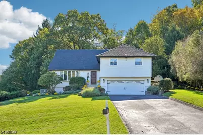 42 Emeline Dr, Hawthorne, NJ 07506 - Photo 1