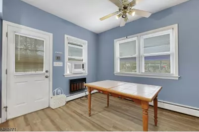 343 Wagaraw Rd, Hawthorne, NJ 07506 - Photo 17