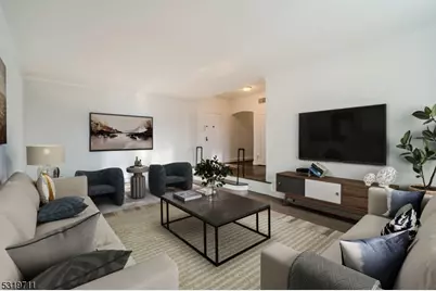 10N Ridgewood Rd North #4, South Orange, NJ 07079 - Photo 1