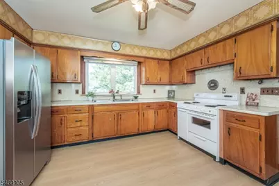 148 Park Ave, West Caldwell, NJ 07006 - Photo 5