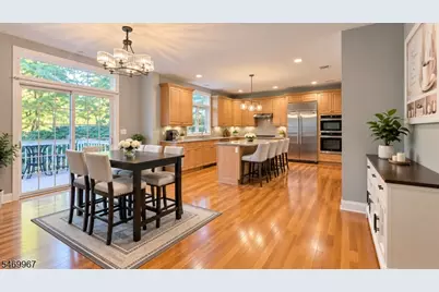 2 Concord Ct, Mahwah, NJ 07430 - Photo 9