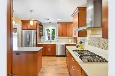 63 Sun Valley Way, Morris Plains, NJ 07950 - Photo 13