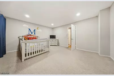 6102 N Oaks Blvd, North Brunswick Township, NJ 08902 - Photo 19