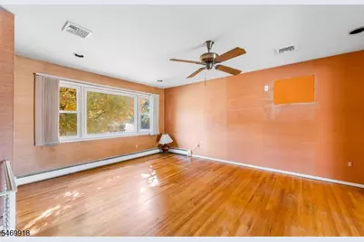 10 Barton Ln, Hopatcong, NJ 07843 - Photo 3
