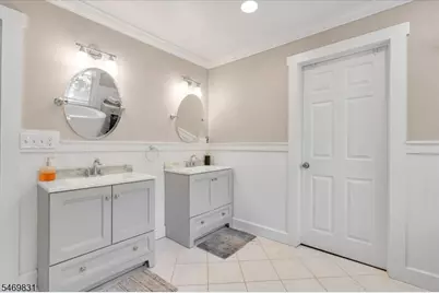 1333 Evergreen Ave, Plainfield, NJ 07060 - Photo 27