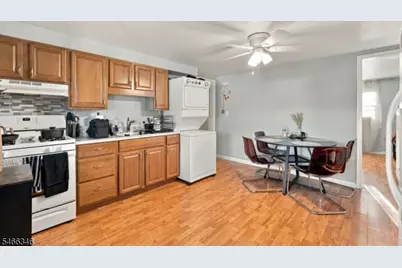 2 Keegan Pl, Sayreville, NJ 08872 - Photo 9