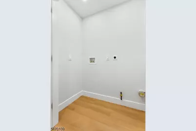 24A Dewey Dr, New Brunswick, NJ 08901 - Photo 27