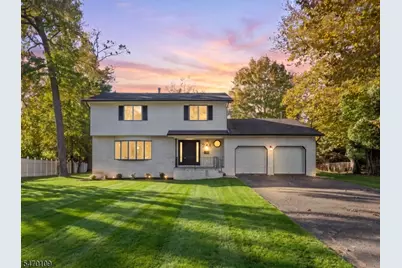 24A Dewey Dr, New Brunswick, NJ 08901 - Photo 1