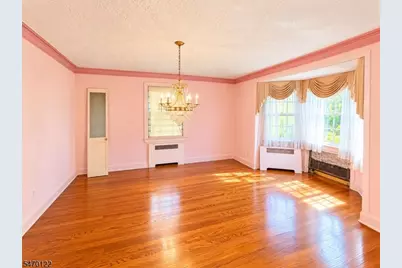392 Berkeley Rd, Orange, NJ 07050 - Photo 7