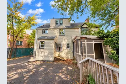 392 Berkeley Rd, Orange, NJ 07050 - Photo 17