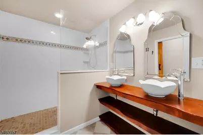 29 Lynack Rd, Hawthorne, NJ 07506 - Photo 21