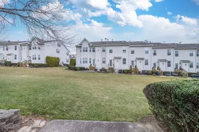 124 Stratford Dr, Nutley, NJ 07110 - Photo 23