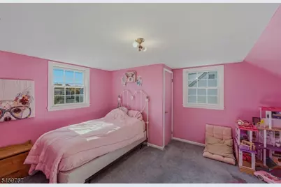 33 Hillside Dr, Totowa, NJ 07512 - Photo 5