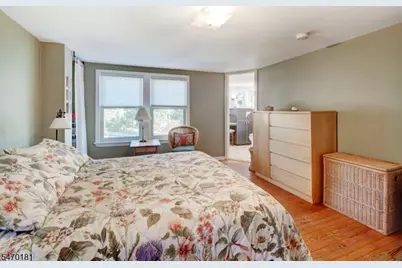 9 Montgomery Ave, Rocky Hill, NJ 08553 - Photo 15