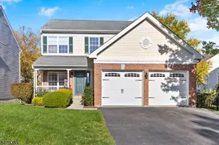 385 Hamilton Dr, Greenwich Township, NJ 08886 - Photo 1