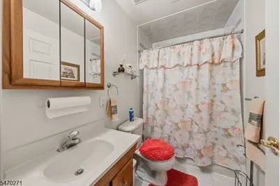 144 S Cliff Rd, Woodbridge Township, NJ 07067 - Photo 19