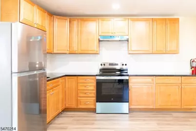 7 Washington Ave #1, Manville, NJ 08835 - Photo 3