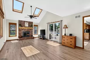 15 Hoffman Pl, Montgomery Township, NJ 08502 - Photo 11