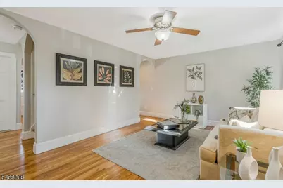 227 Willow Ave, Scotch Plains Township, NJ 07076 - Photo 5