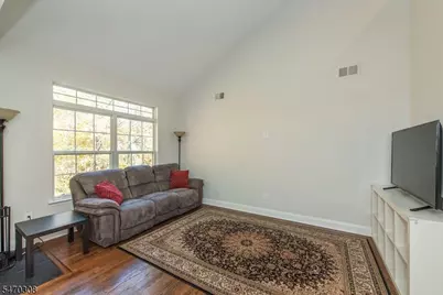 87 Woodmont Dr, Randolph Township, NJ 07869 - Photo 3