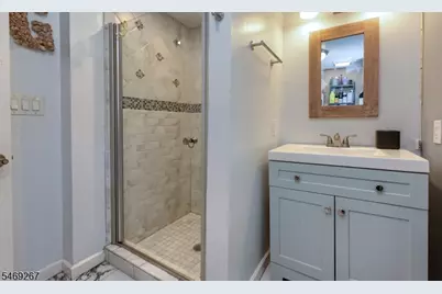 29 Westview Rd, West Caldwell, NJ 07006 - Photo 25