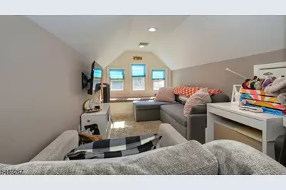29 Westview Rd, West Caldwell, NJ 07006 - Photo 27