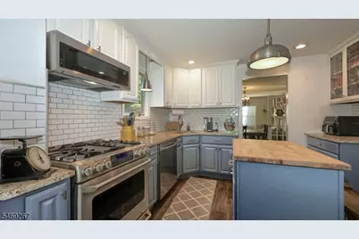 29 Westview Rd, West Caldwell, NJ 07006 - Photo 13