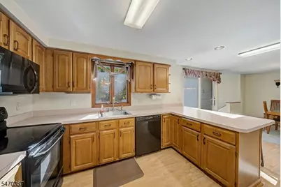 68 Woodstone Road, Denville, NJ 07866 - Photo 15