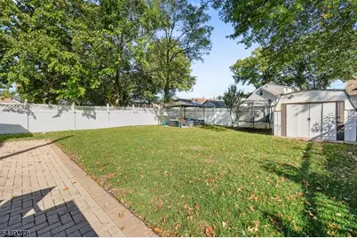 757 Rodgers Ct, Rahway, NJ 07065 - Photo 15
