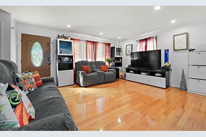 757 Rodgers Ct, Rahway, NJ 07065 - Photo 9