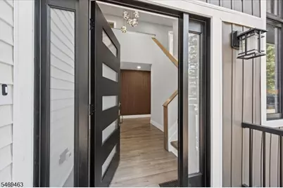 943 Sunset Rdg, Bridgewater, NJ 08807 - Photo 3