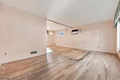 15 Brentwood Dr, Verona, NJ 07044 - Photo 7