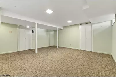 15 Brentwood Dr, Verona, NJ 07044 - Photo 21