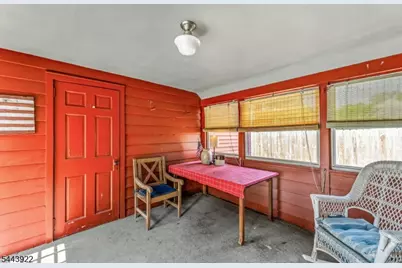 550 Ayres Ave, North Plainfield, NJ 07063 - Photo 23