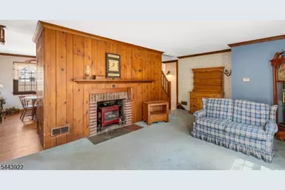 550 Ayres Ave, North Plainfield, NJ 07063 - Photo 3