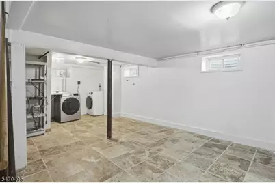 522 Thompson Ave, Roselle, NJ 07203 - Photo 21